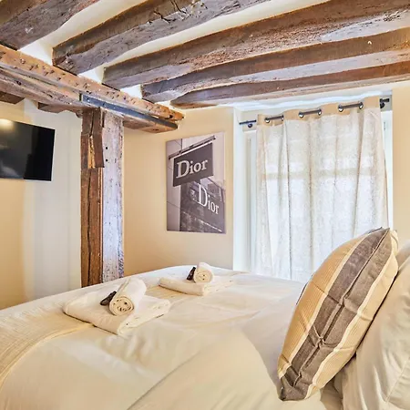 Amazing In Center Of *